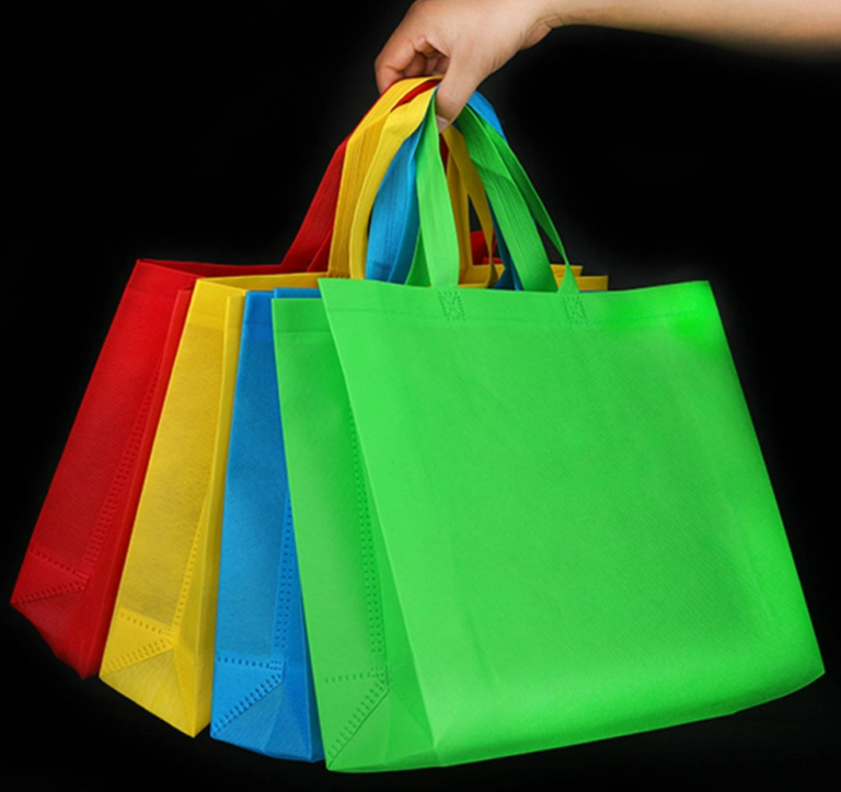 Shopping bags with flat hangles